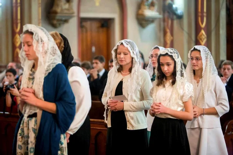 Mujer: ¿Cómo te vistes delante de Dios?