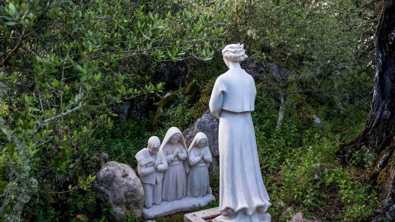 Oraciones y jaculatorias enseñadas a los videntes de Fátima