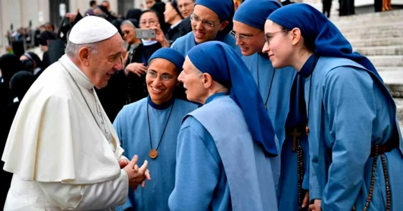 ¿Por qué el sacerdote y la monja no se casan?