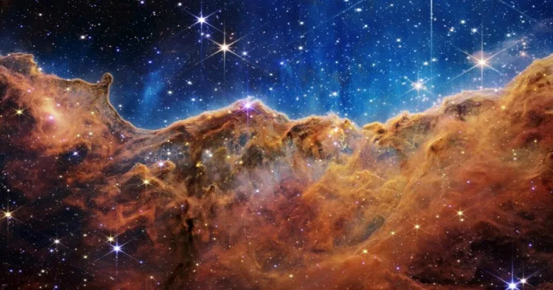 Vaticano, sobre imágenes del J. Webb: «En el universo no sólo hay lógica sino también belleza»